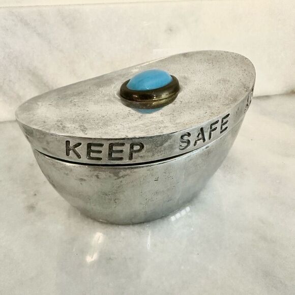 RLM Home Silver Metal Treasure Gift Box with Gem Lid Sentimental Inscription - Picture 5 of 5